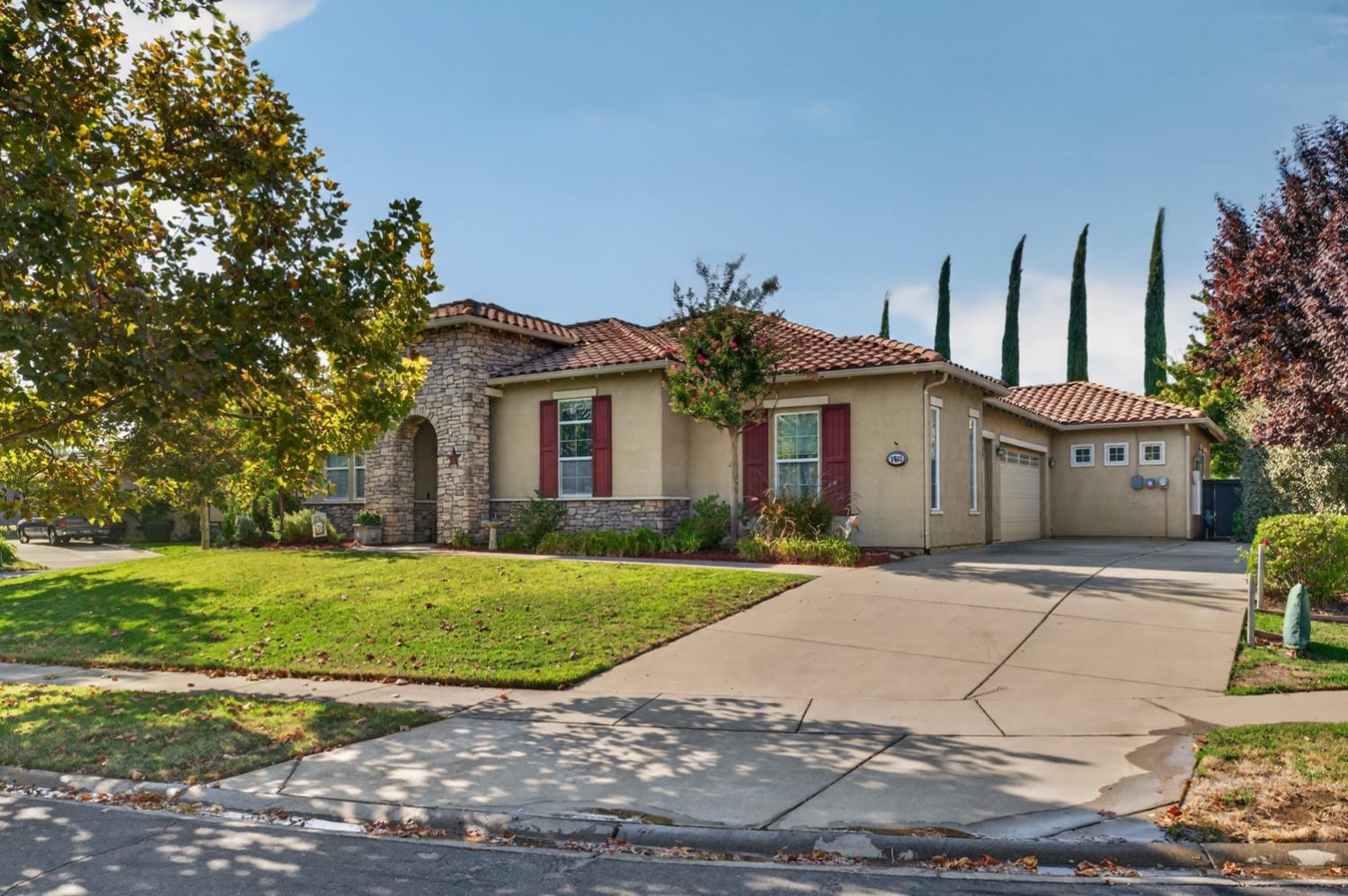 3605 Long Cove Court
