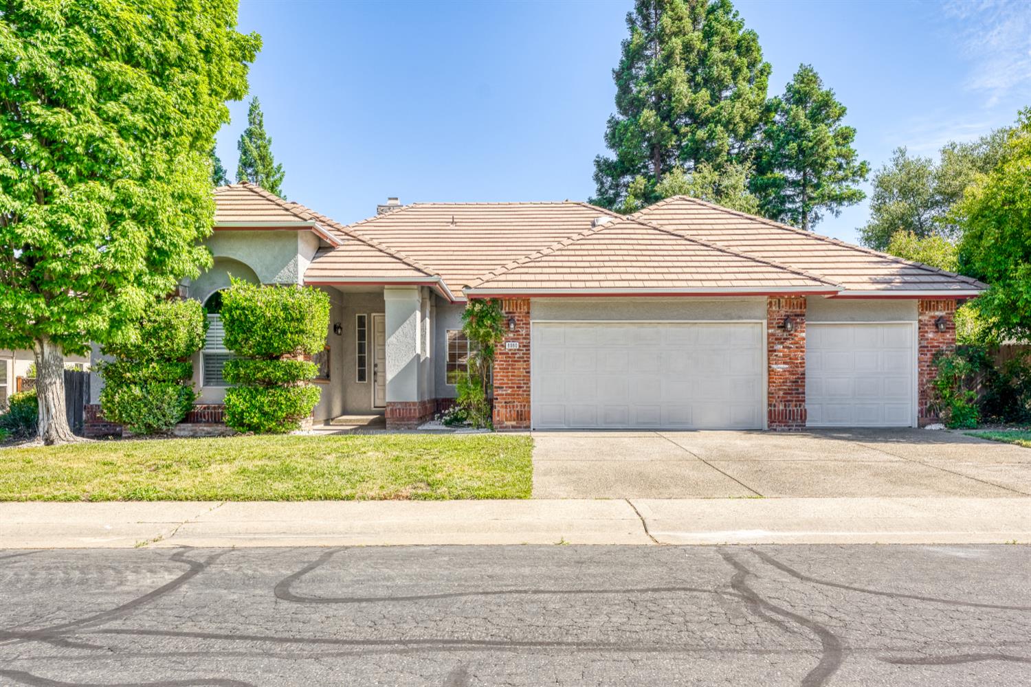 6960 Green Leaf Court