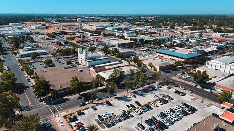 1106 G Street Modesto CA 95354