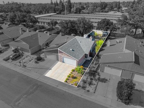 MLS: 225050428