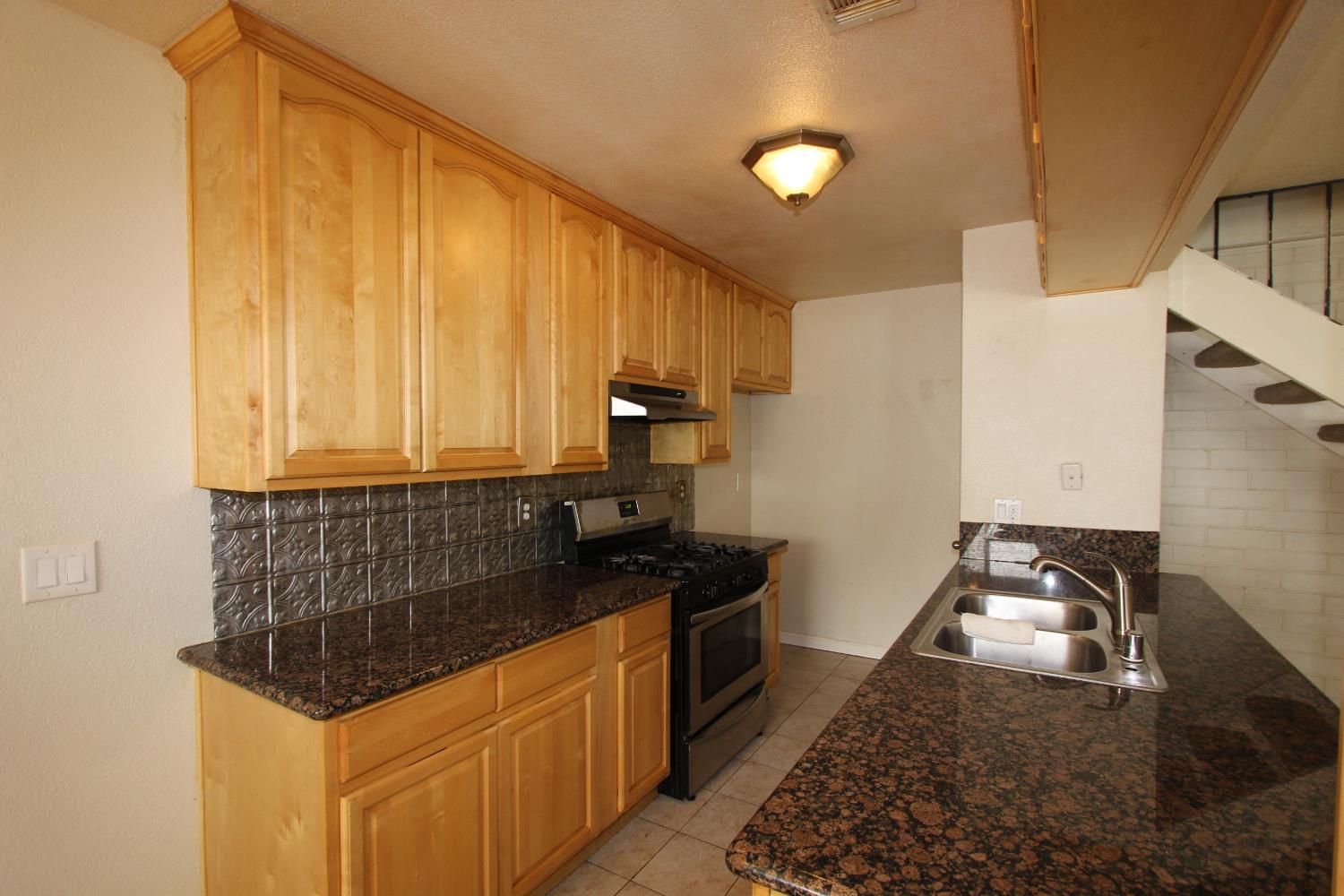 11521 Garnet Way 2