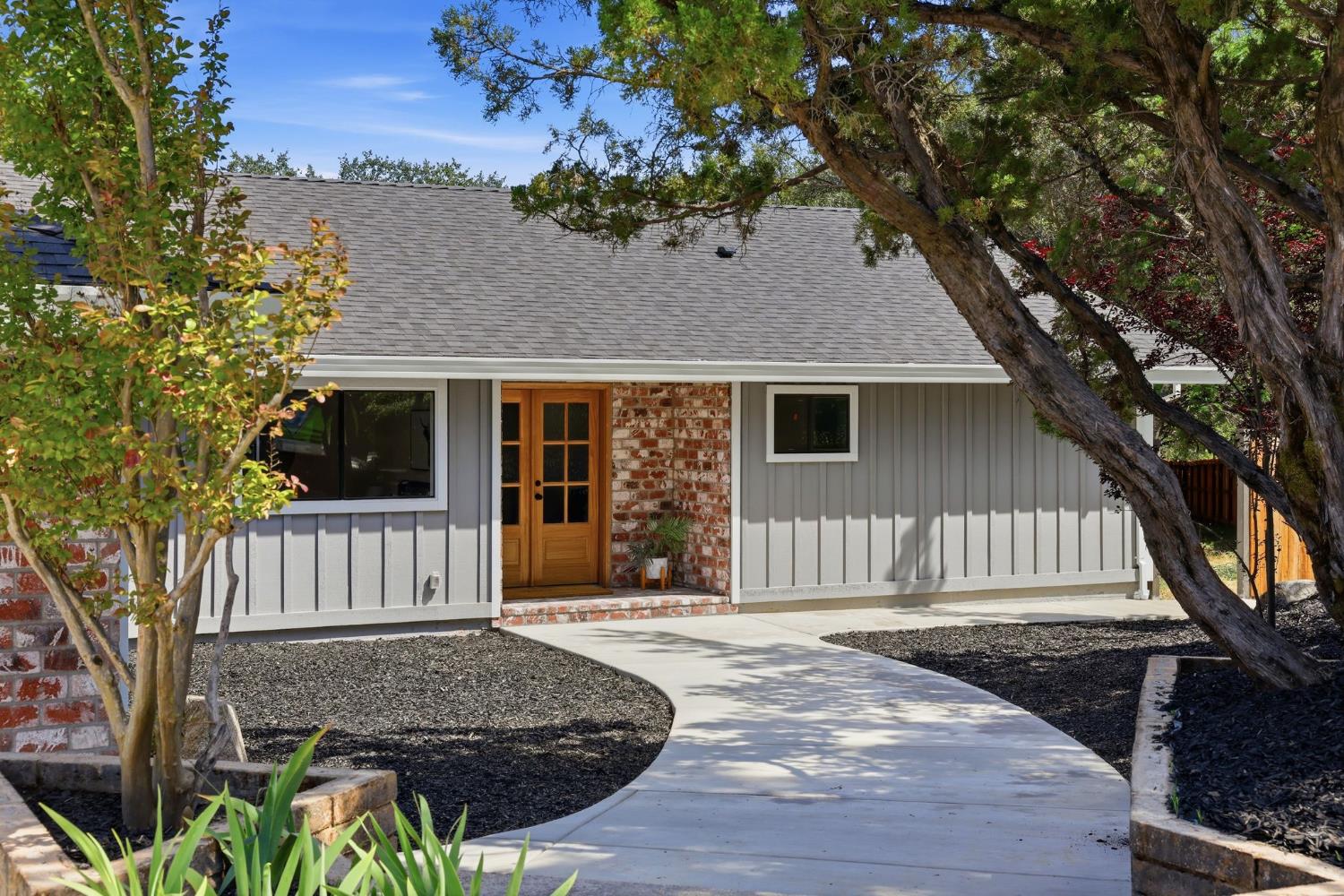 3732 Sweetwater Drive