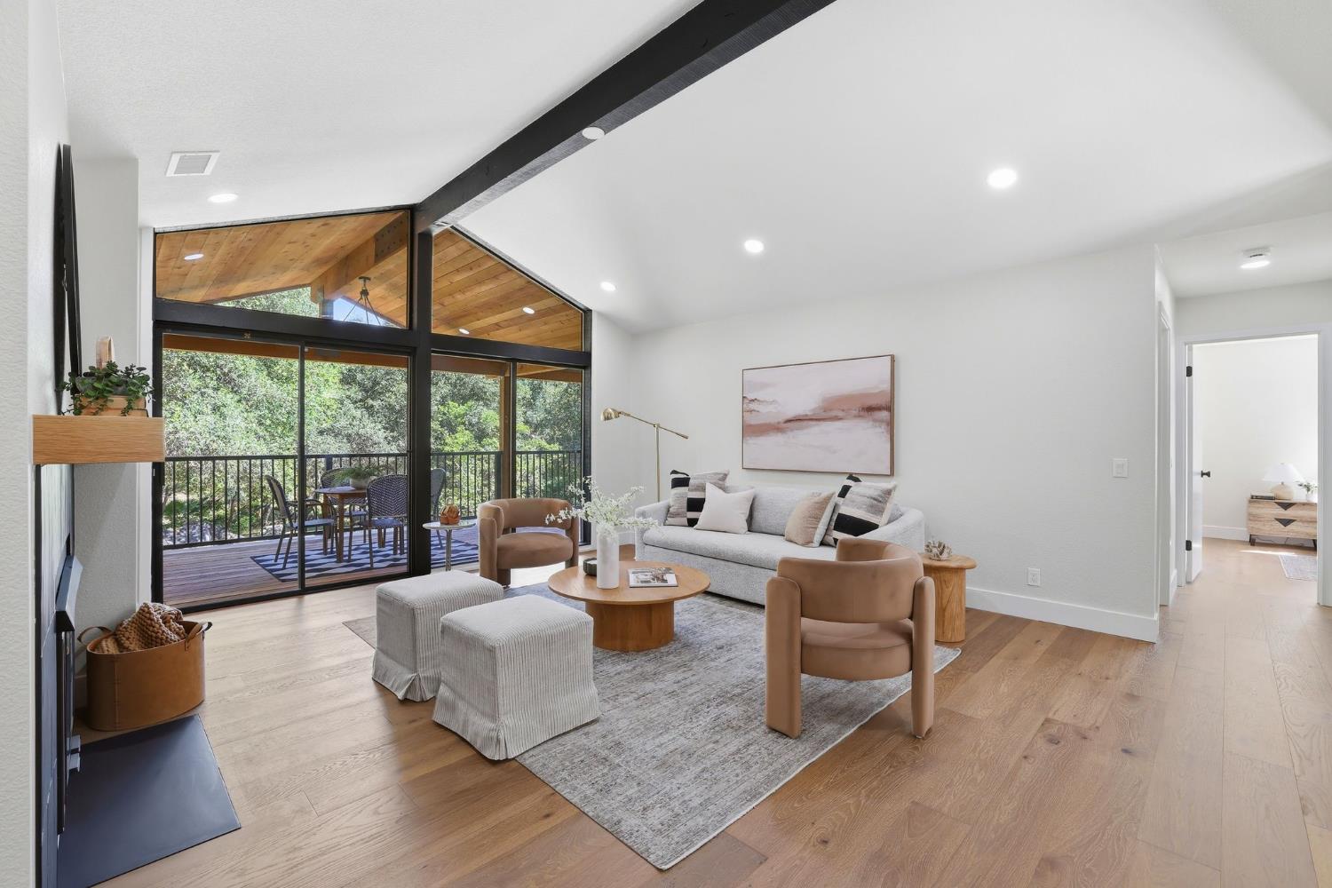 3732 Sweetwater Drive