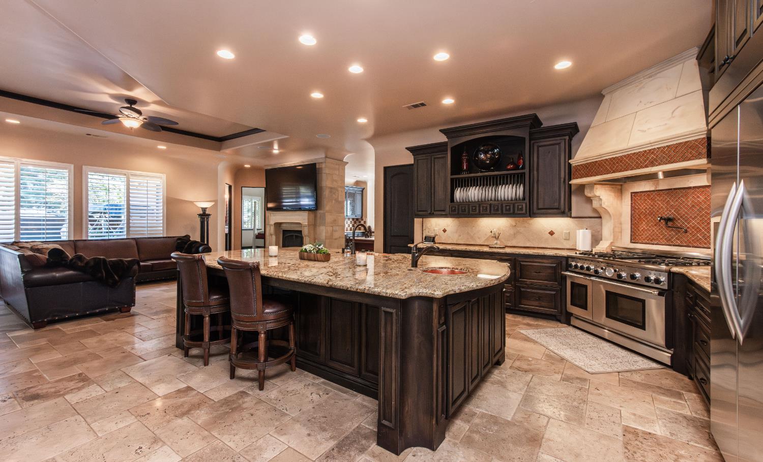 3813 Westchester Drive