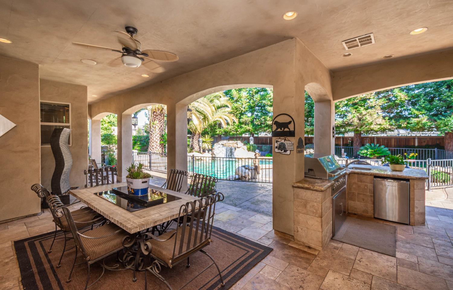 3813 Westchester Drive