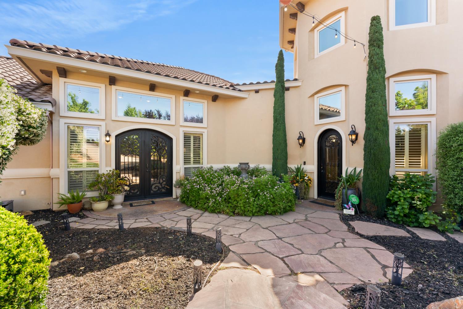 5083 Thalia Drive