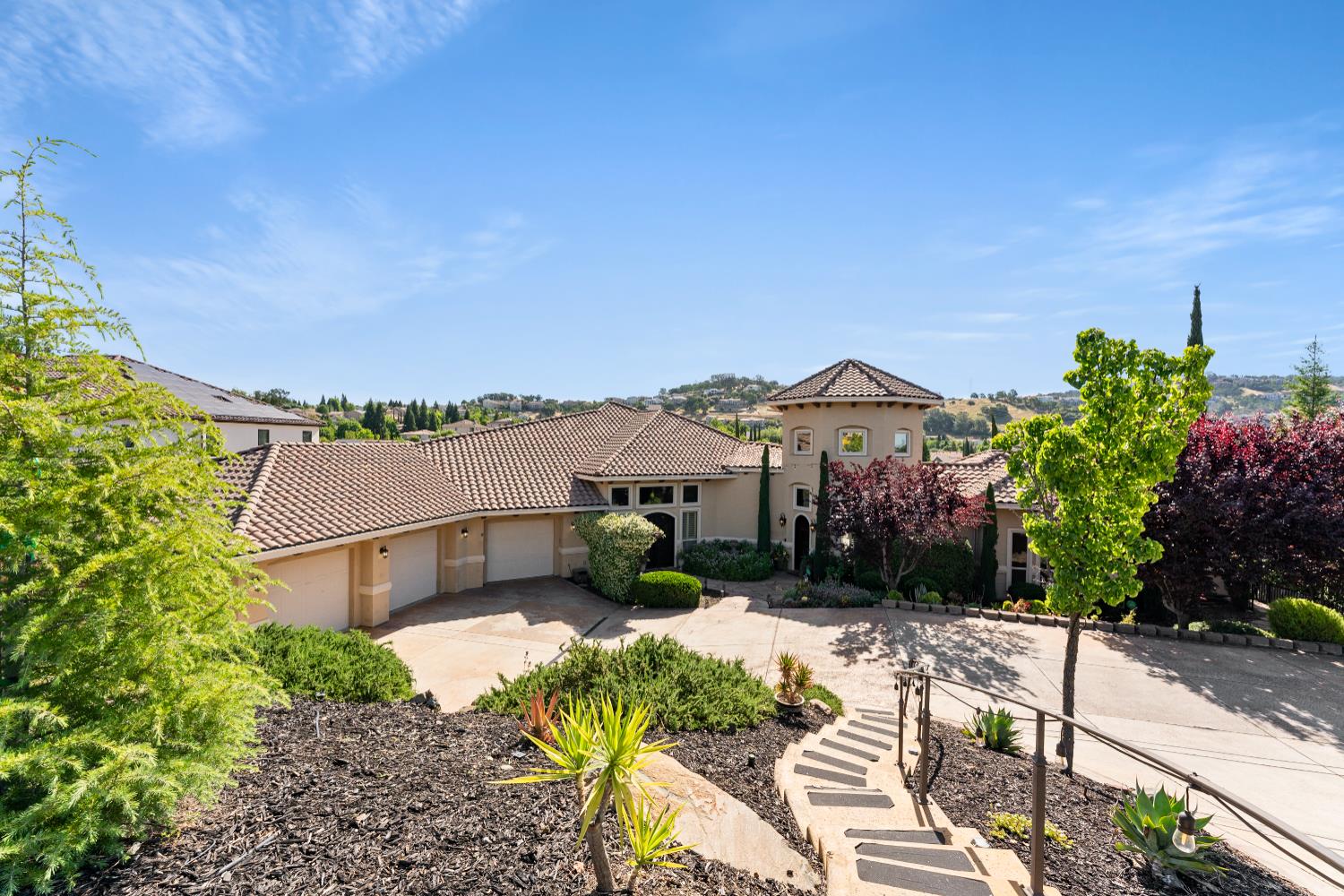 5083 Thalia Drive