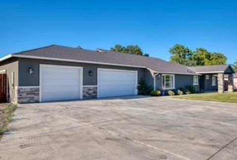 1911 E Street Rio Linda CA 95673