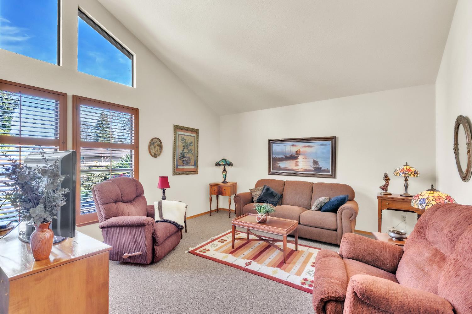 2504 Bridle Path Lane