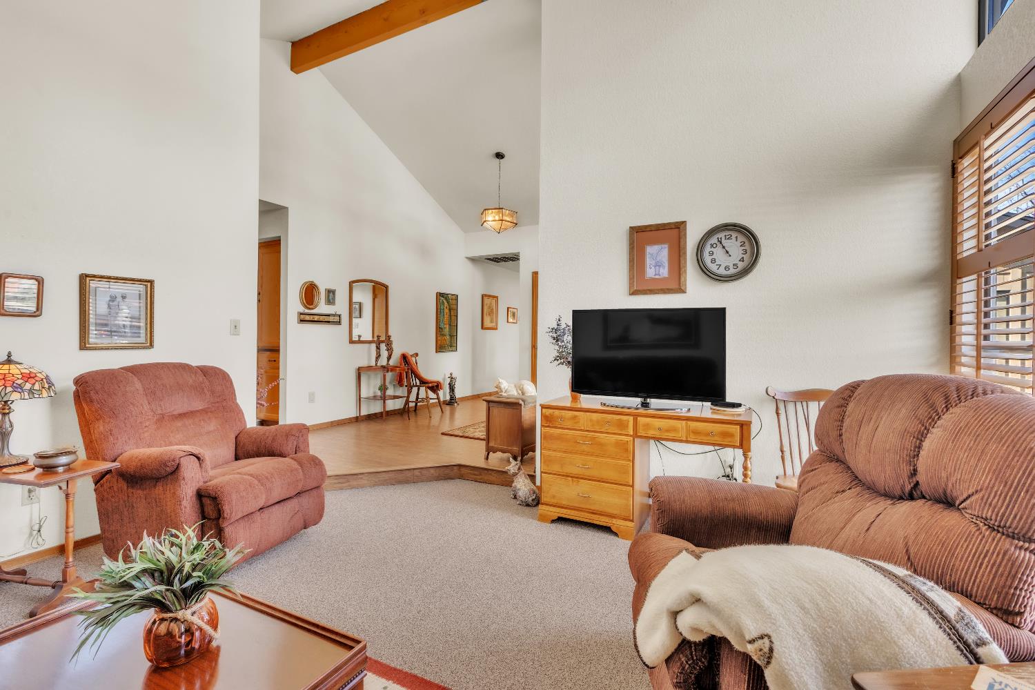 2504 Bridle Path Lane