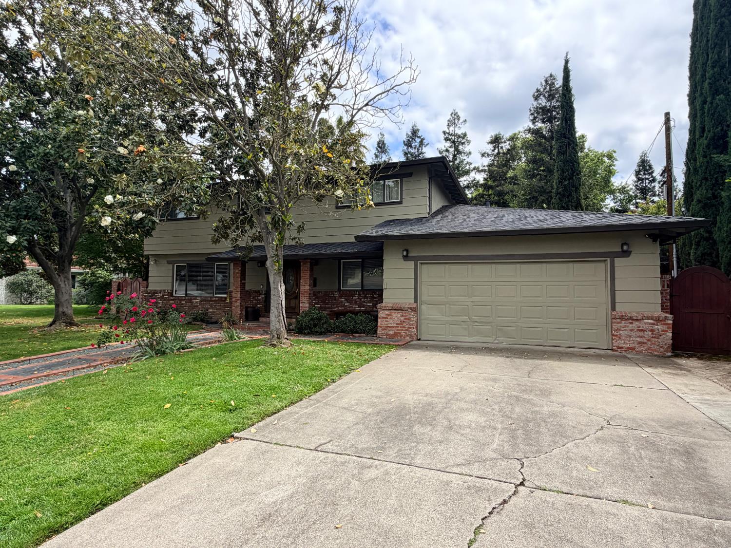 4206 Zephyr Way