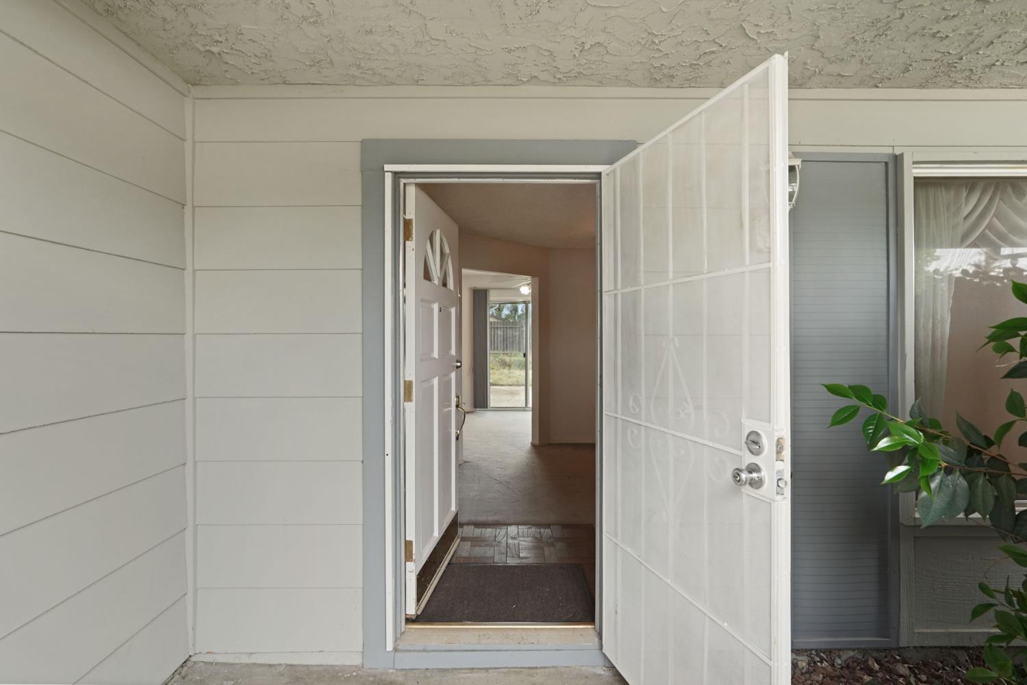 6304 Sky Vista Court