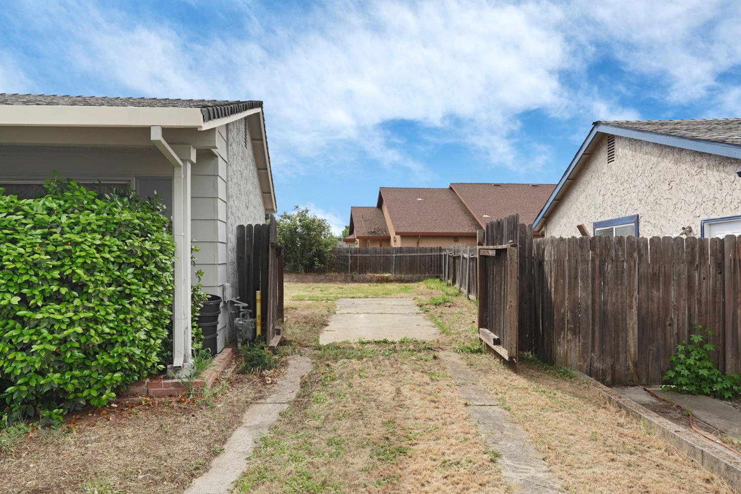 6304 Sky Vista Court