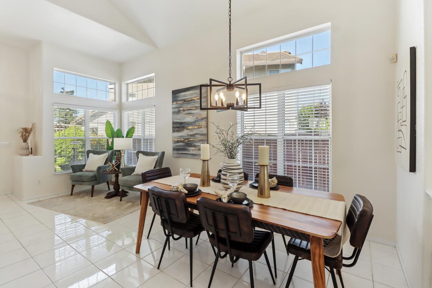 3013 Turnbuckle Circle