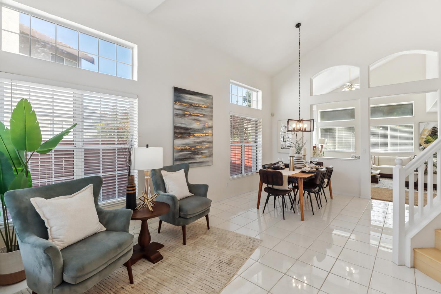 3013 Turnbuckle Circle