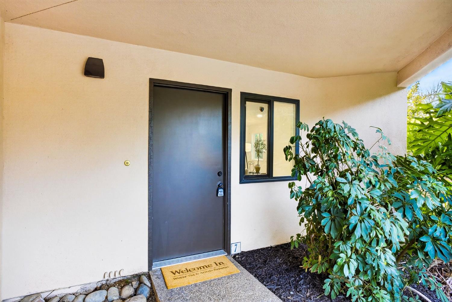 5911 Newman Court 7