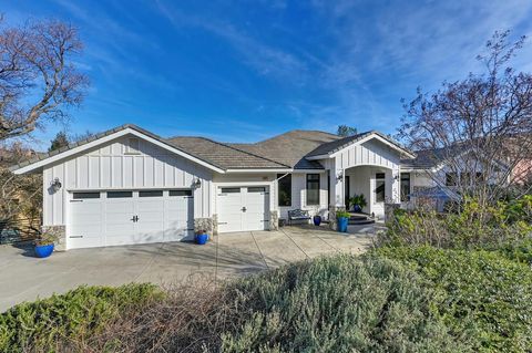 627 Lakeridge Drive Auburn CA 95603
