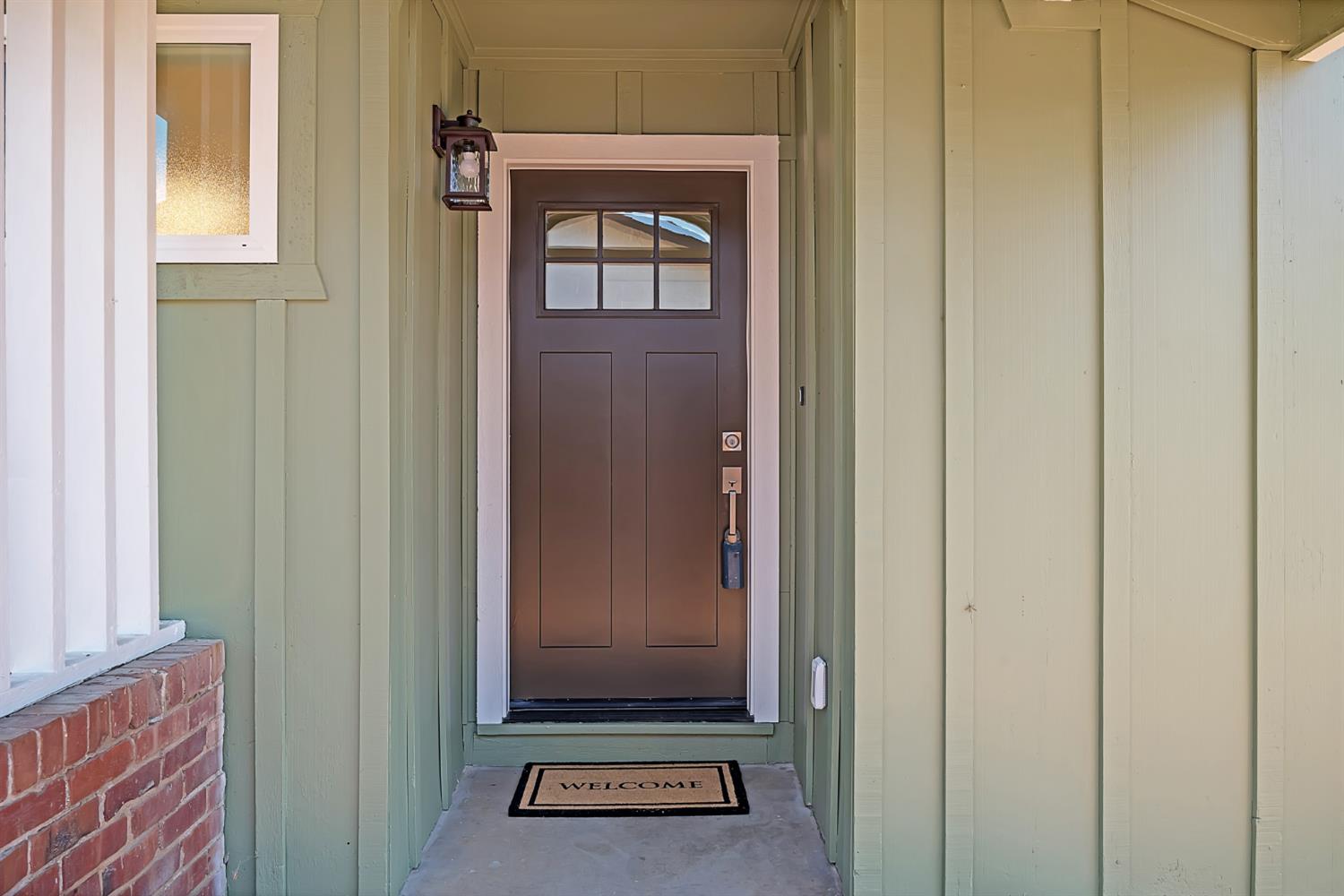 3261 Laurelhurst Drive