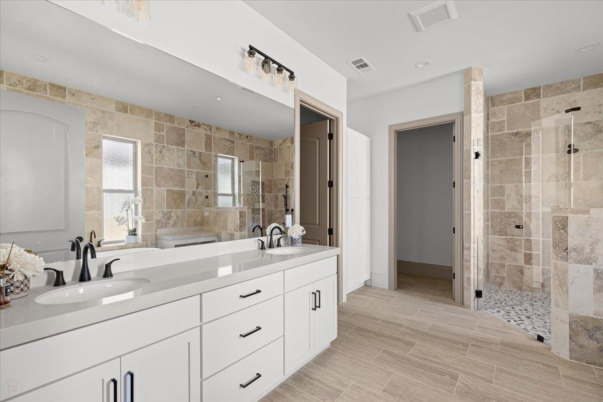 467 Knolls Dr # 161, Copperopolis, CA, 95228, USA, 4 Bedrooms Bedrooms, ,5 BathroomsBathrooms,Residential,Active,467 Knolls Dr # 161,226011671