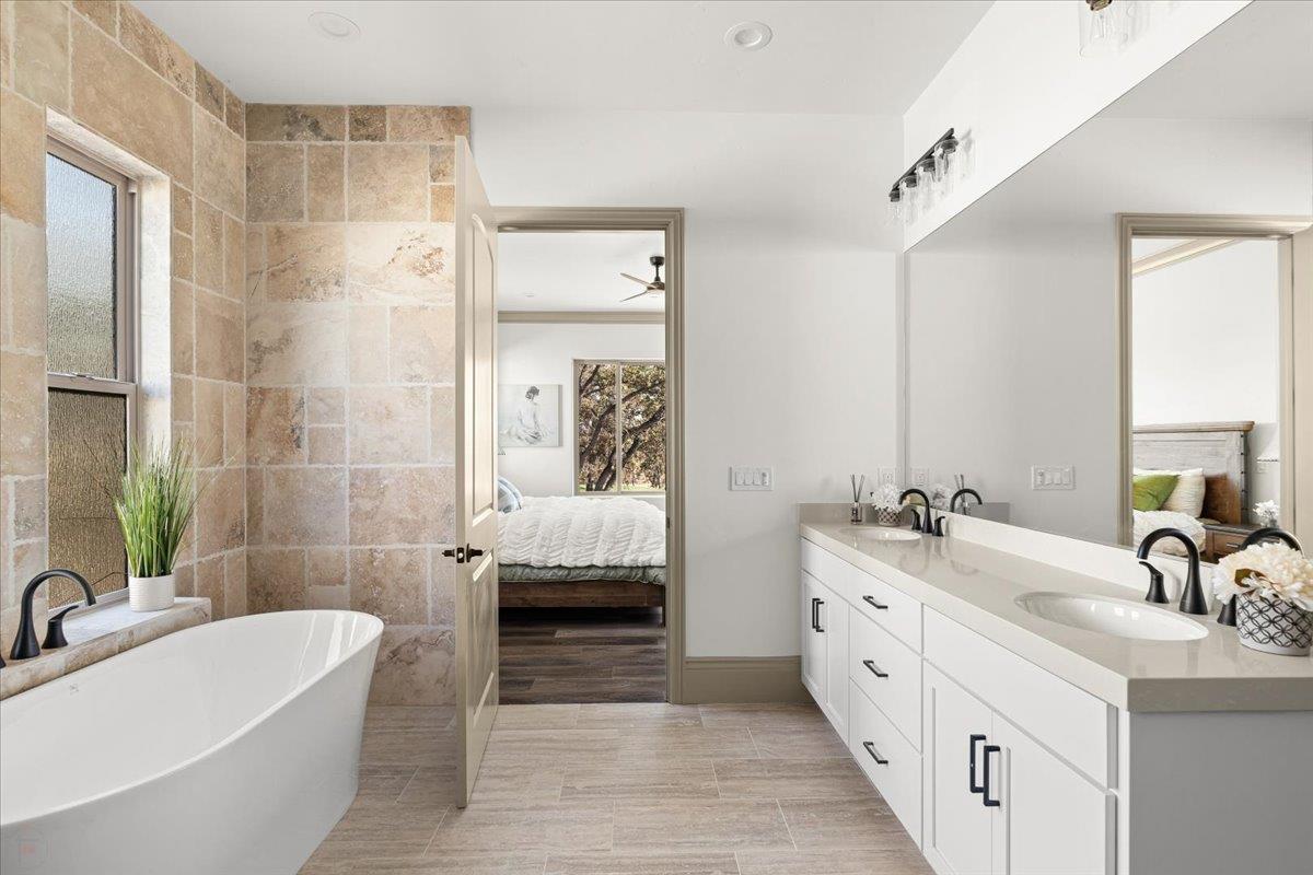 467 Knolls Dr # 161, Copperopolis, CA, 95228, USA, 4 Bedrooms Bedrooms, ,5 BathroomsBathrooms,Residential,Active,467 Knolls Dr # 161,226011671