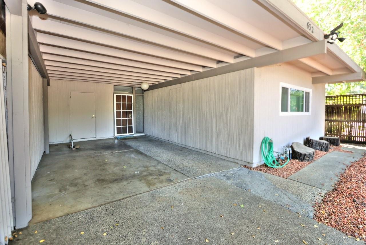 632 Hermosa Place
