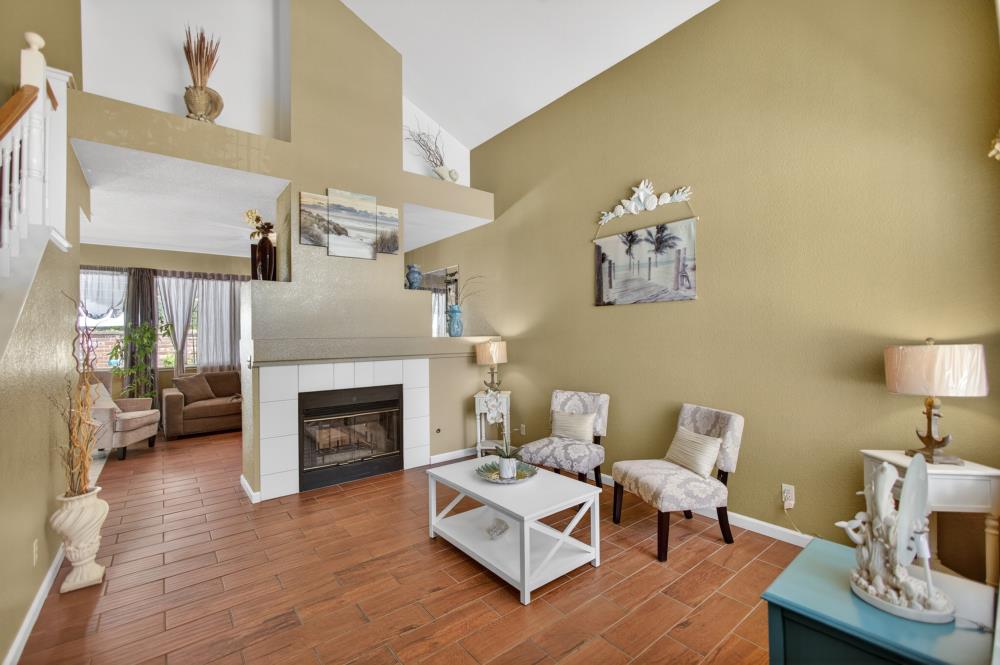 5345 Blue Sapphire Court