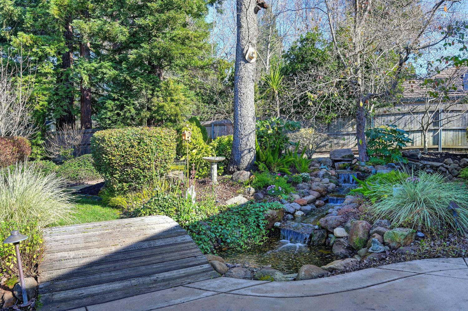 7053 Cedar Oaks Drive