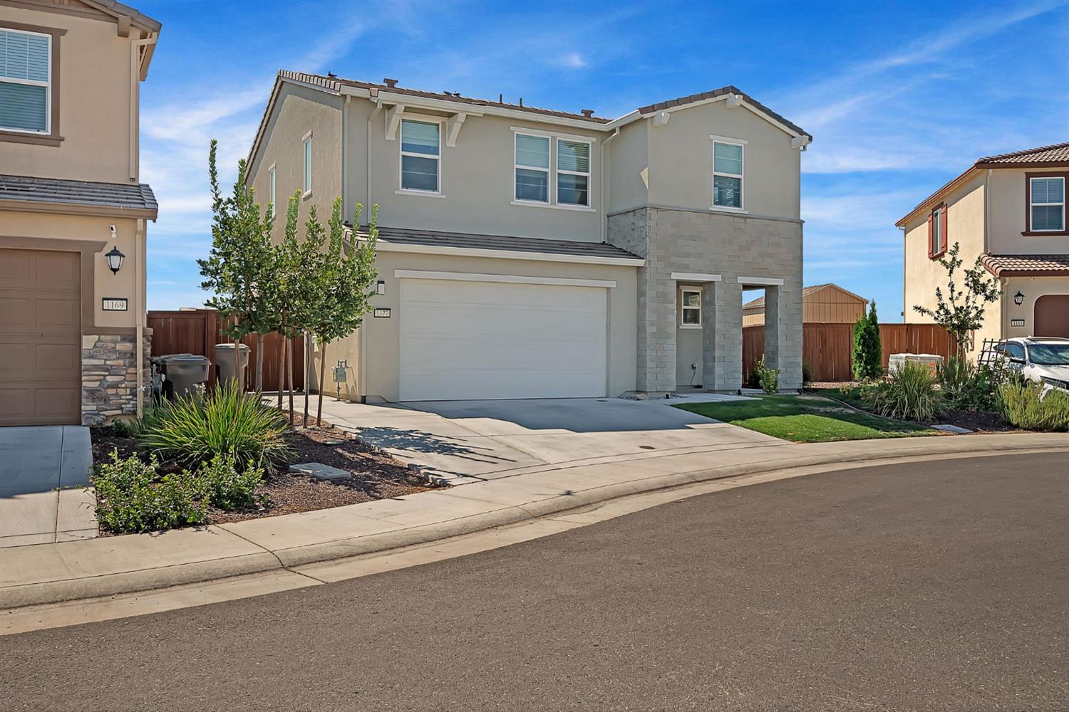1177 Sierra Morena Way
