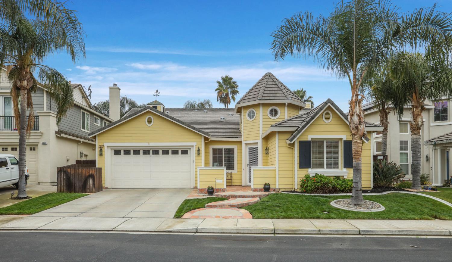 2307 Lighthouse Circle