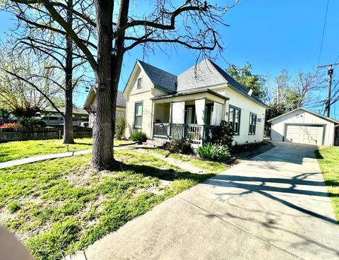 115 W Tokay Street Lodi CA 95240