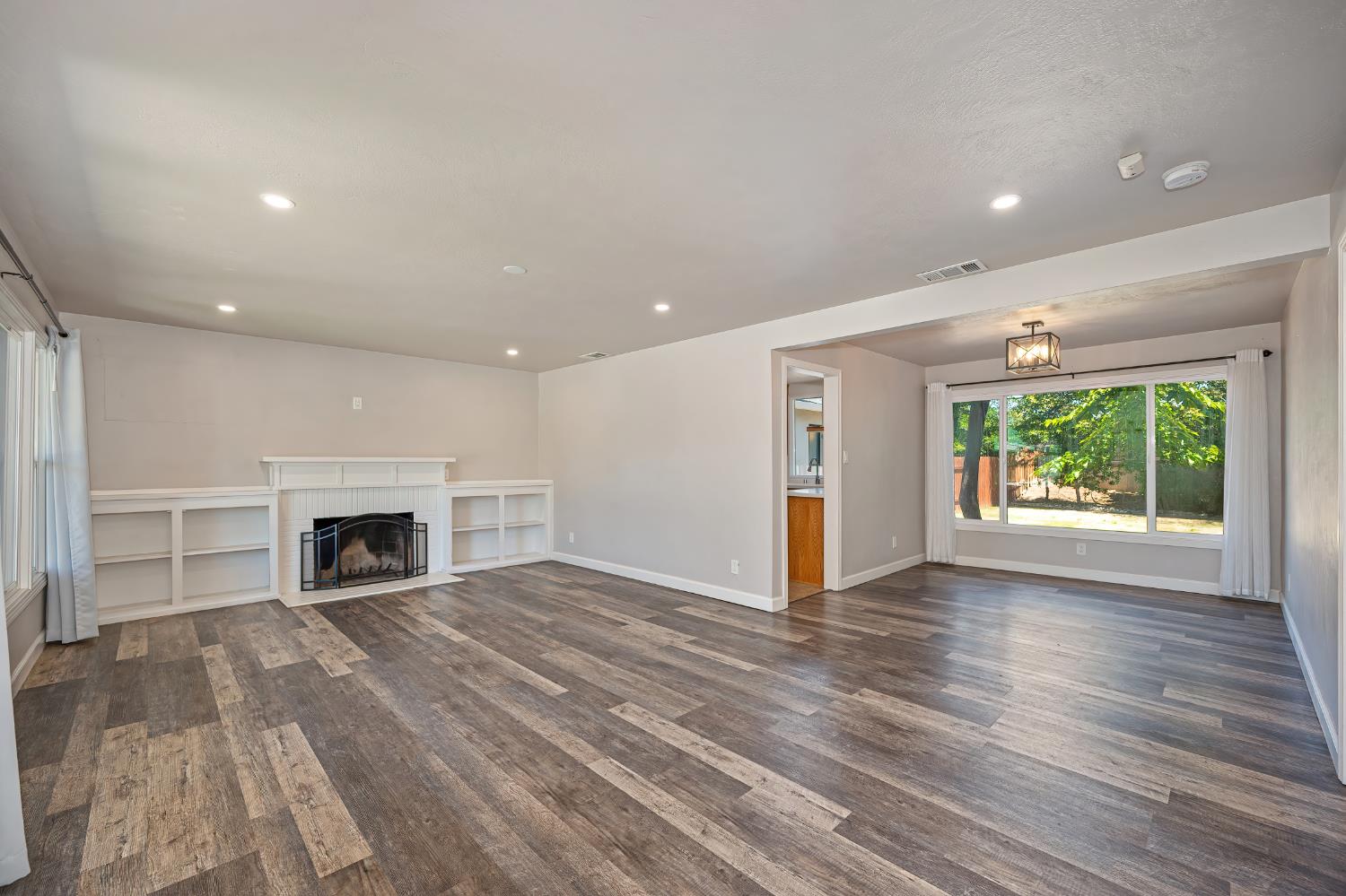 3256 Strevel Way