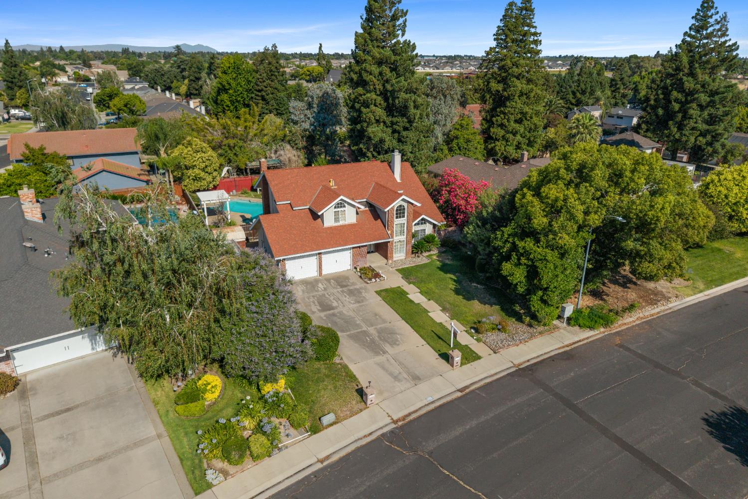 1023 Marsh Creek Lane