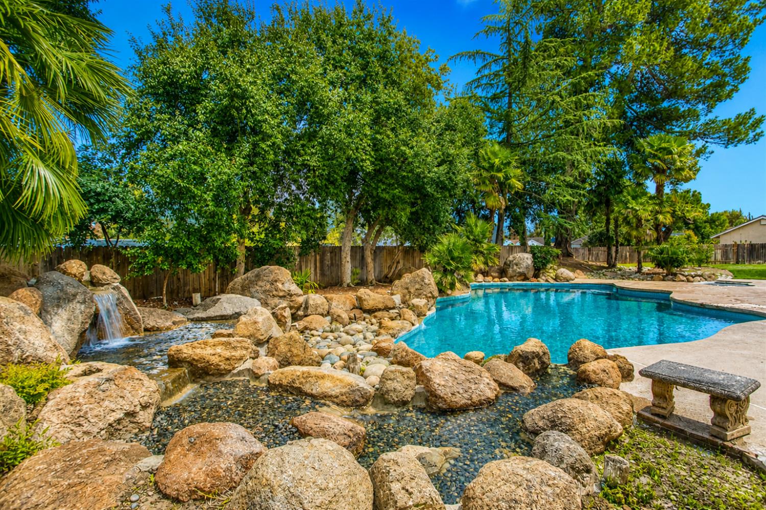 1845 Lorraine Way