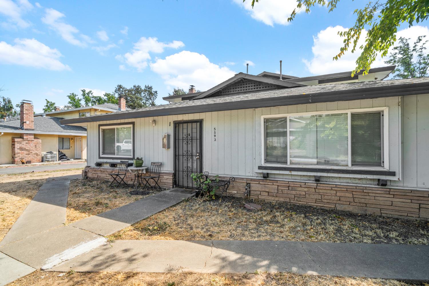 5593 Keoncrest Circle