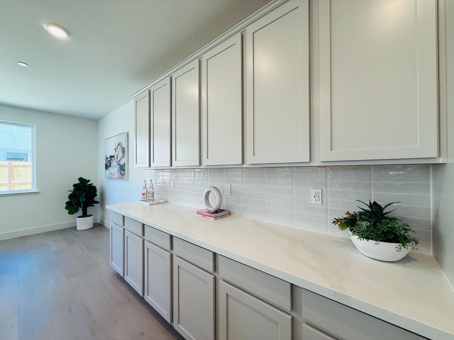 10116 Keynote Street