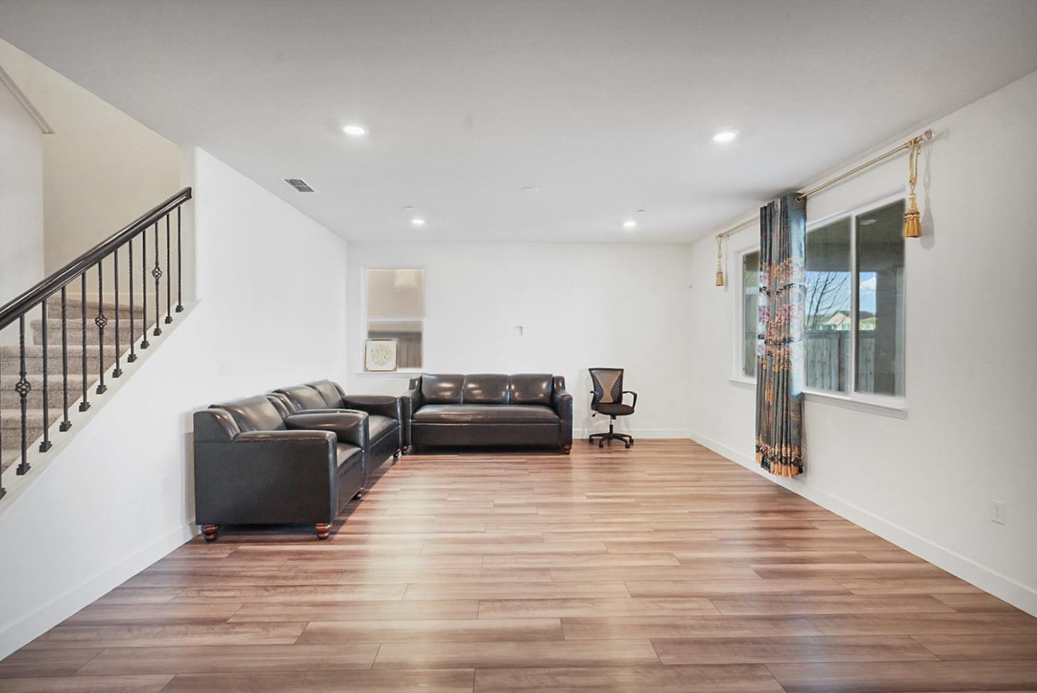 5743 Waterstone Street