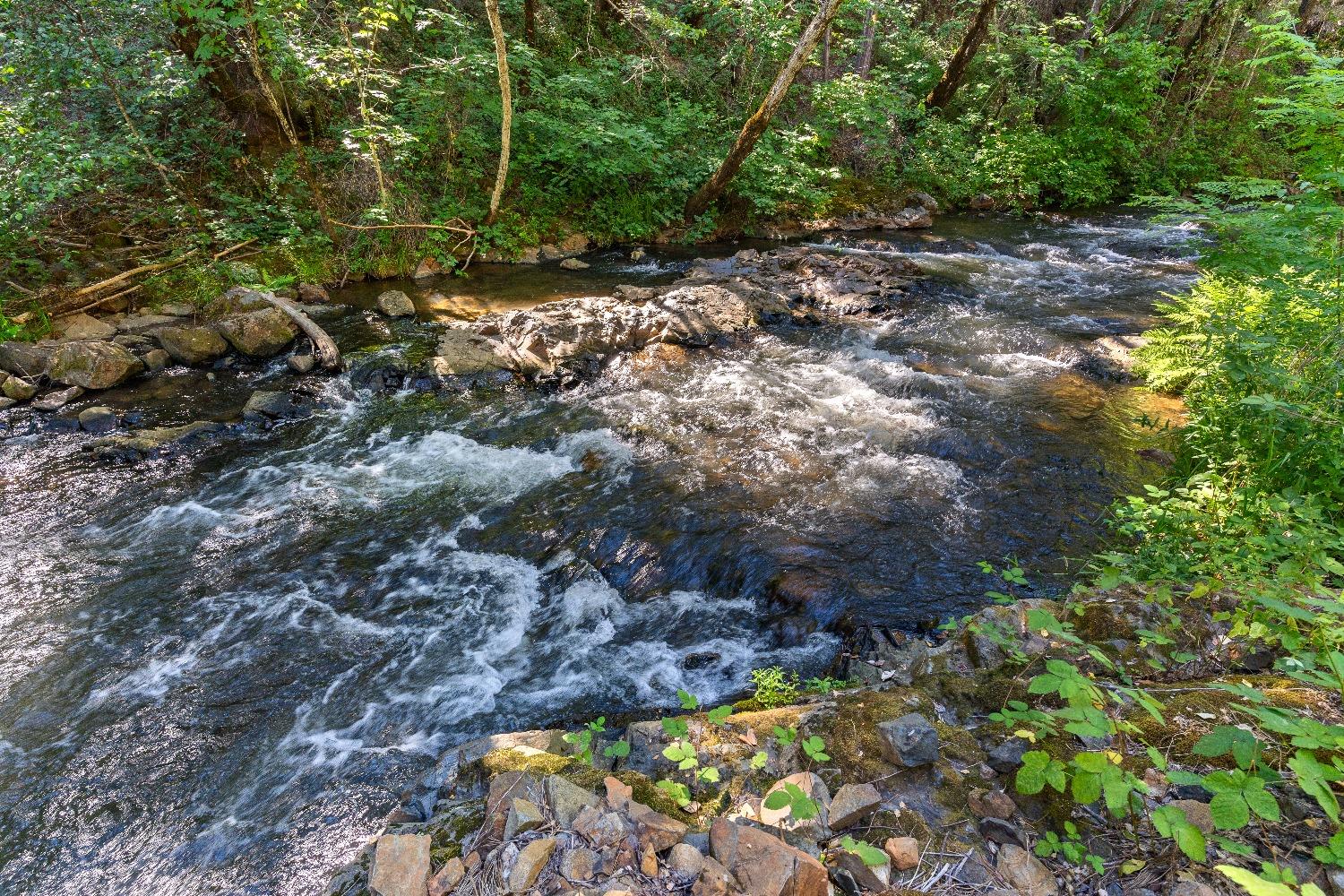 Grass Valley, California 95949, United States, 3 Bedrooms Bedrooms, ,2 BathroomsBathrooms,Residential,Pending,32199