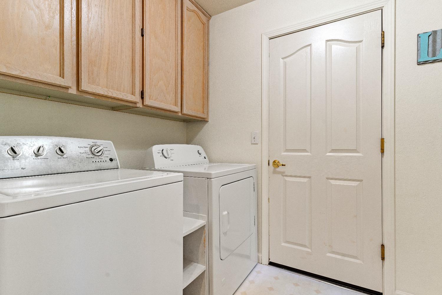 Grass Valley, California 95949, United States, 3 Bedrooms Bedrooms, ,2 BathroomsBathrooms,Residential,Pending,32199