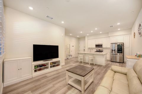 1661 Spring Street Unit 231, Davis, CA 95616 - MLS#: 225024191