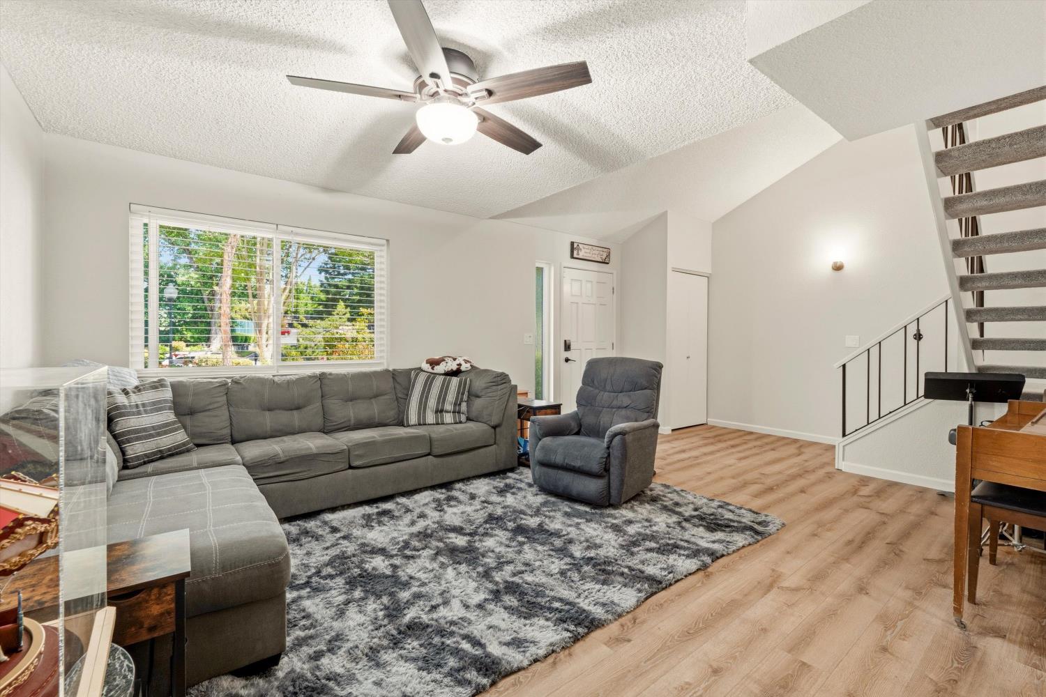 5871 Sperry Drive