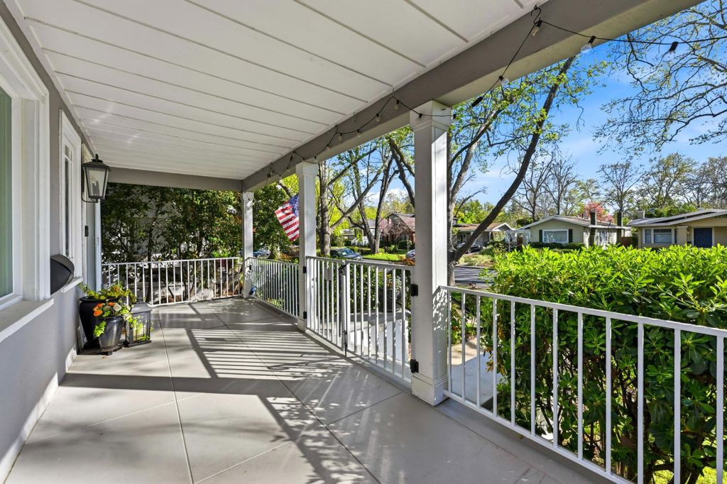 Photo of 3131 C Street, Sacramento, CA 95816 (MLS # 226031943)