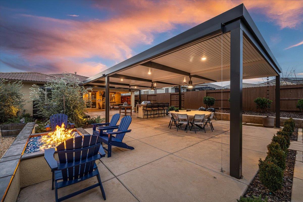 1076 Catalina Way
