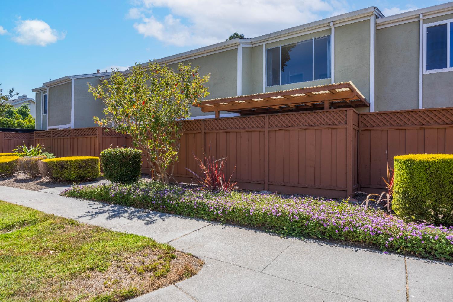4533 Capewood Terrace