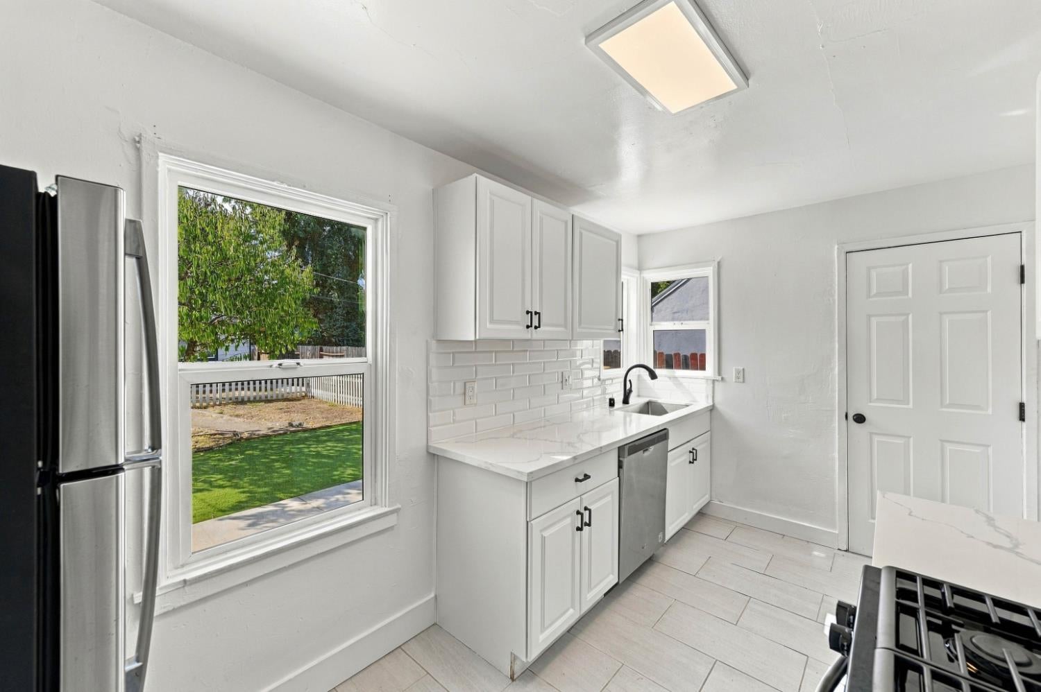 3434 San Carlos Way