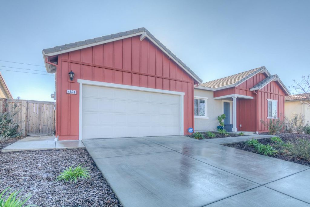 Photo of 4871 Ambrosia Court, Roseville, CA 95747 (MLS # 226035178)