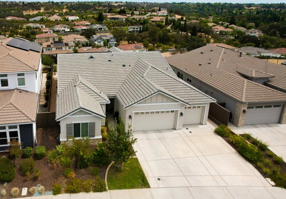 1233 BUCK RIDGE CT, ROCKLIN, CA 95765 - Image cb6f2e4a7898a2e9a26c2f2cd8b45de0/929463790