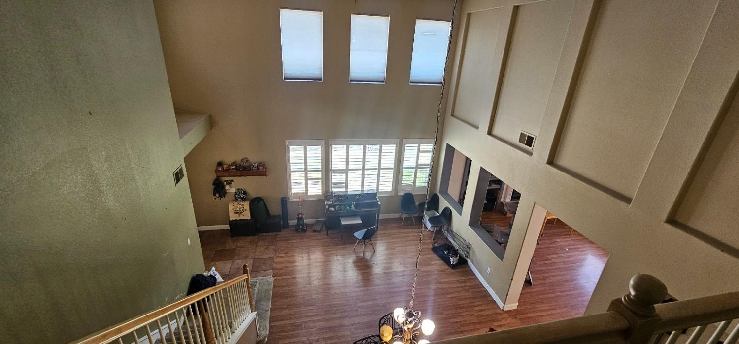 16 Skarda Court