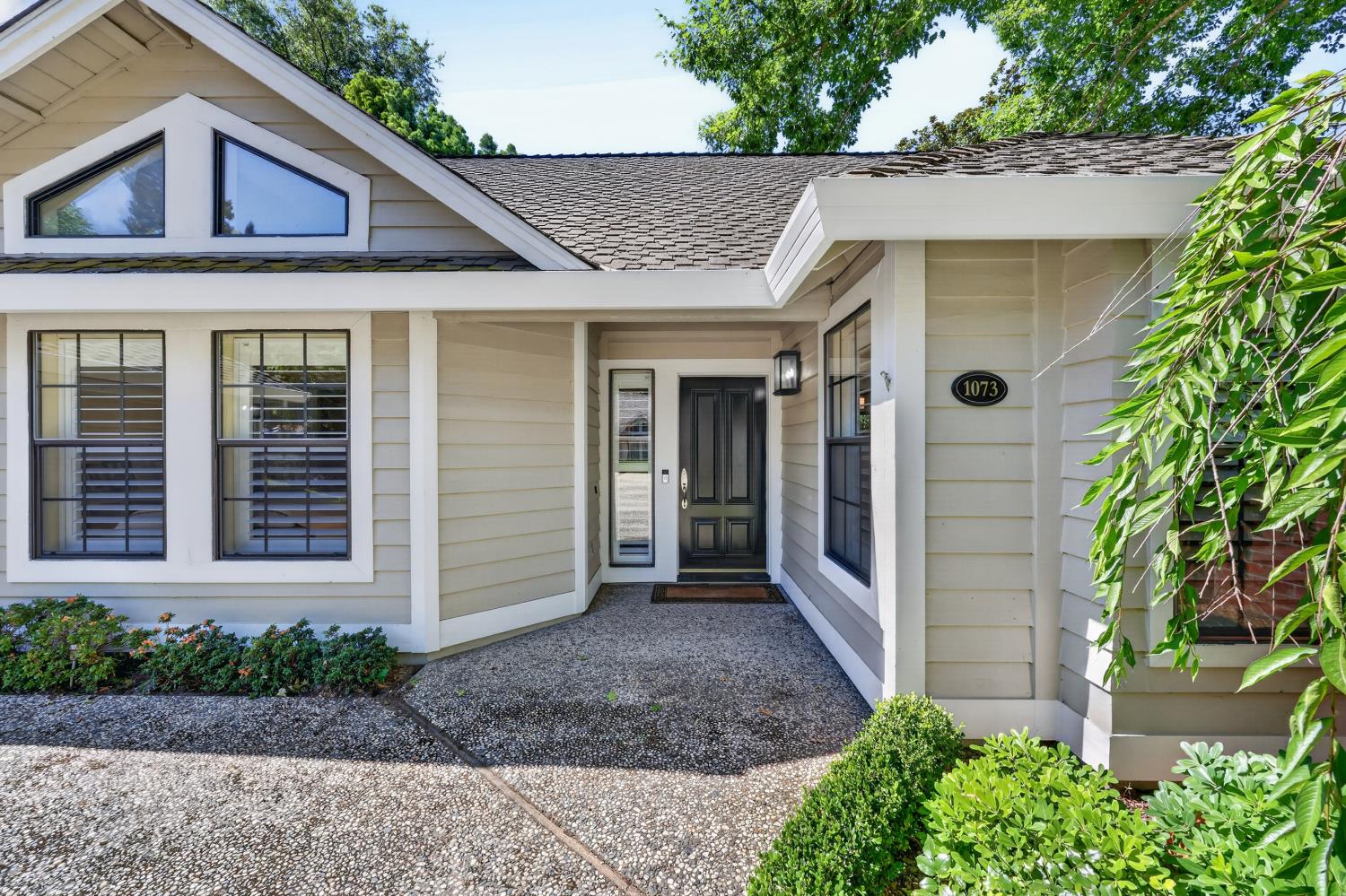 1073 Harrington Way
