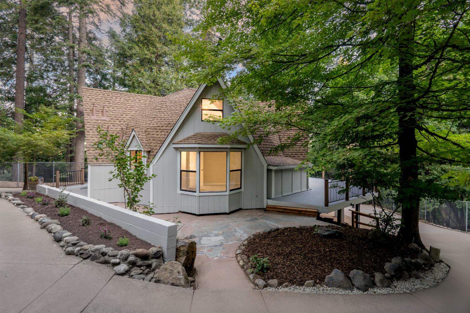 13008 Summit Ridge