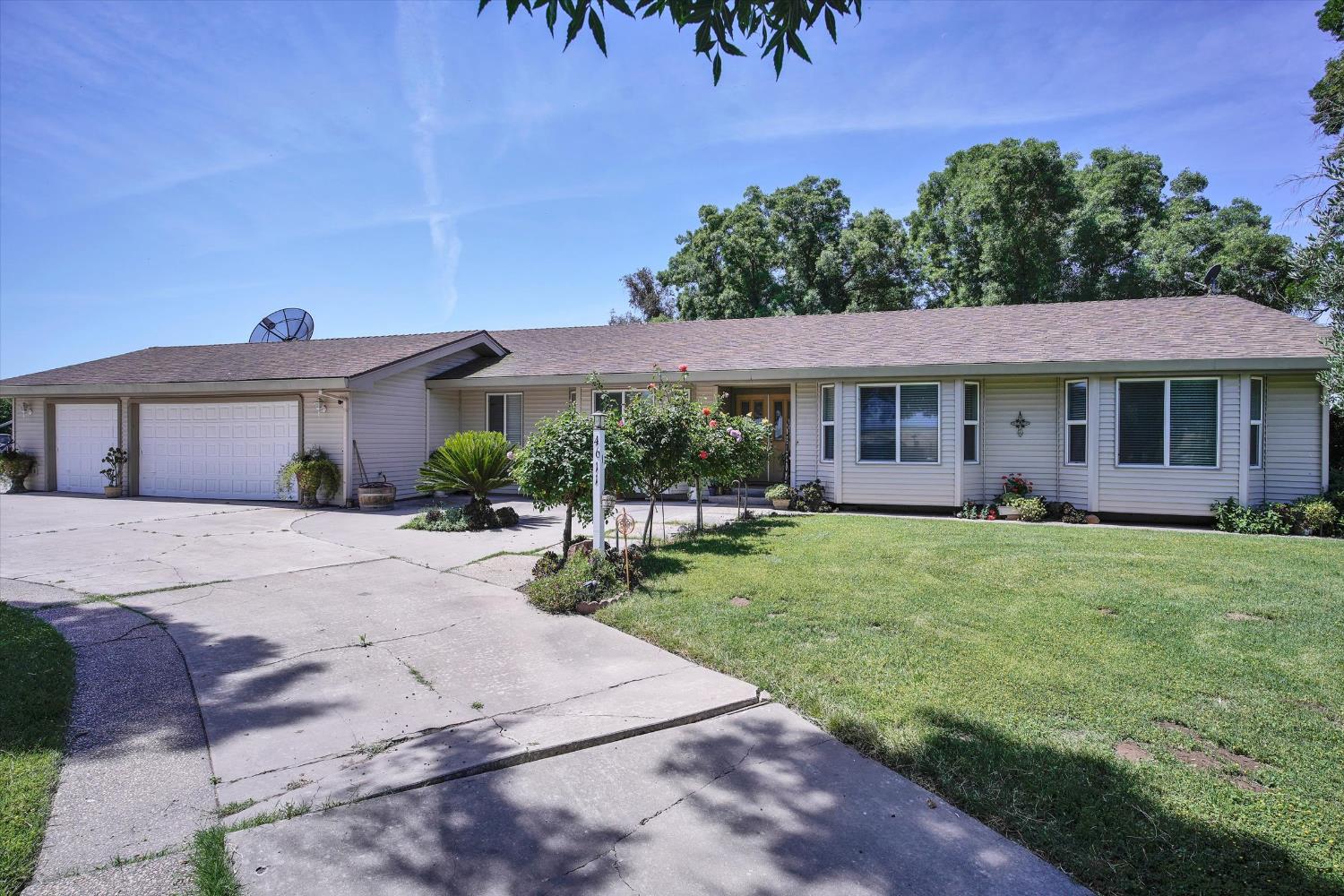 4611 Heather Hills Lane